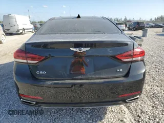 2018 Genesis G80 3.8L z VIN KMHGN4JE1JU226622, wystawiony jako Copart lot #54311945 z przebiegiem 52 742 mil mil oraz Szkody całkowita. Historia ofert i sprzedaży dostępna na DreamBid. Obrazek 6.