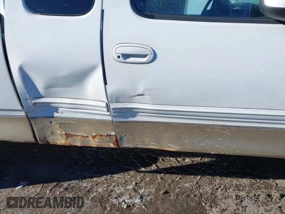 2000 Ford F-150 XL with VIN 1FTRX18W9YNB14241, listed as a IAAI auction lot 41494972 with Not provided miles and . Bid and sale history available at DreamBid. Image 6.