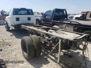 2022 Ram 5500 Tradesman with VIN 3C7WRNDL5NG158132, listed as a Copart auction lot 71730444 with 64,748 mi miles and Salvage Title. Bid and sale history available at carsss.com. Image 2.