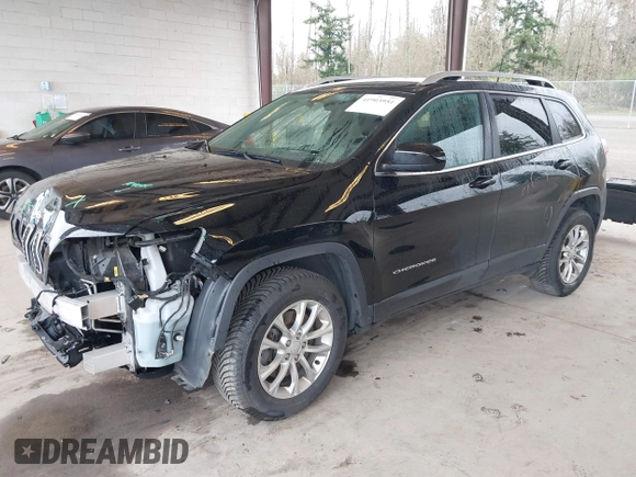 2019 Jeep Cherokee Latitude with VIN 1C4PJMCX9KD255382, listed as a IAAI auction lot 41903951 with 139,741 mi miles. Bid and sale history available at carsss.com. Image 19.