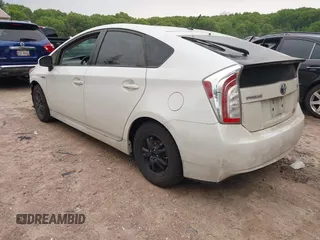 2013 Toyota Prius One z VIN JTDKN3DU3D5591734, wystawiony jako IAAI lot #42381581 z przebiegiem 202 128 mil mil oraz . Historia ofert i sprzedaży dostępna na DreamBid. Obrazek 3.