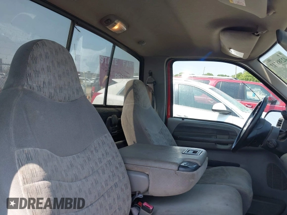 2000 Ford F-250 XL with VIN 1FTNF21L6YED23332, listed as a IAAI auction lot 42388713 with 141,598 mi miles and . Bid and sale history available at DreamBid. Image 8.