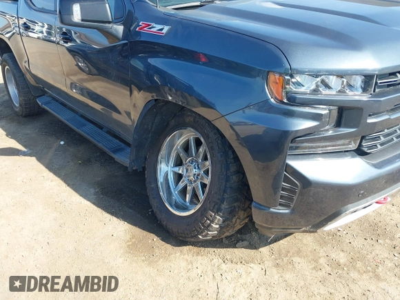2020 Chevrolet Silverado 1500 LT Trail Boss with VIN 3GCPYFEDXLG148856, listed as a IAAI auction lot 41542925 with 131,119 mi miles. Bid and sale history available at carsss.com. Image 6.