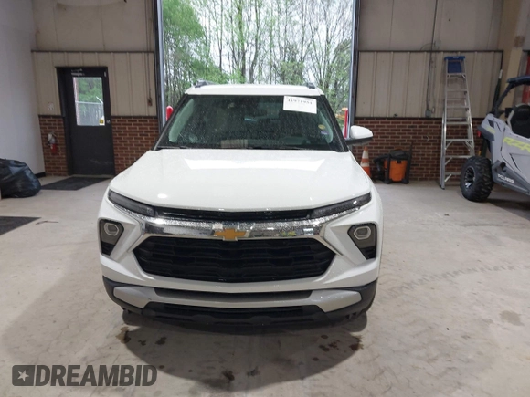 2025 Chevrolet TrailBlazer LT with VIN KL79MPSP9SB002736, listed as a IAAI auction lot 41971951 with 28,024 mi miles and . Bid and sale history available at DreamBid. Image 12.