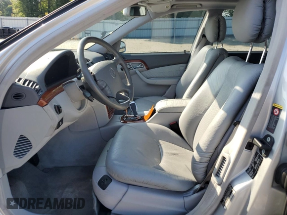 2002 Mercedes-Benz S 430 z VIN WDBNG70J02A289508, wystawiony jako Copart lot #56214015 z przebiegiem 124 719 mil mil oraz Szkoda całkowita • Salvage title. Historia ofert i sprzedaży dostępna na DreamBid. Obrazek 7.