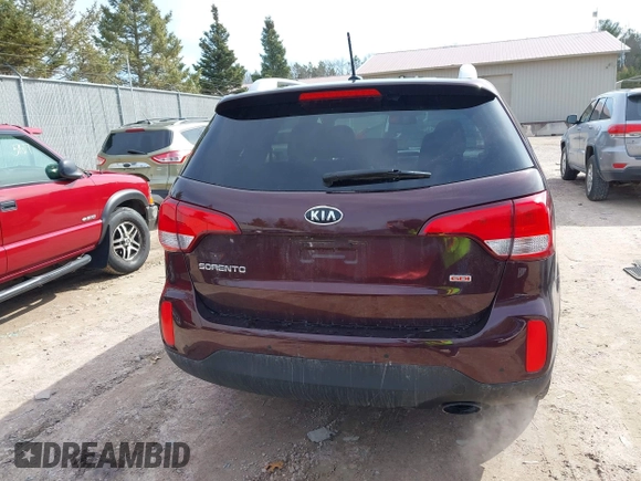 2014 Kia Sorento LX with VIN 5XYKTDA61EG475569, listed as a IAAI auction lot 41924158 with 58,724 mi miles and . Bid and sale history available at carsss.com. Image 16.