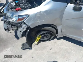 2020 Honda Fit LX z VIN 3HGGK5H48LM732408, wystawiony jako IAAI lot #42054658 z przebiegiem 101 117 mil mil oraz . Historia ofert i sprzedaży dostępna na DreamBid. Obrazek 6.