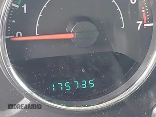 2014 Jeep Wrangler Unlimited Sahara z VIN 1C4BJWEG0EL129229, wystawiony jako IAAI lot #42380976 z przebiegiem 175 735 mil mil oraz . Historia ofert i sprzedaży dostępna na DreamBid. Obrazek 15.