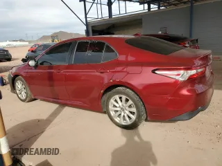 2020 Toyota Camry LE with VIN 4T1C11AK9LU916474, listed as a Copart auction lot 48053055 with 137,210 mi miles and Clean Title. Bid and sale history available at carsss.com. Image 2.