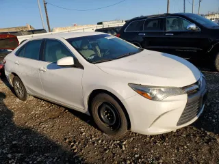 2016 Toyota Camry XLE with VIN 4T1BF1FKXGU135748, listed as a Copart auction lot 49872235 with 312,387 mi miles and Clean Title. Bid and sale history available at carsss.com. Image 4.