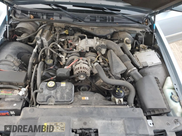2008 Mercury Grand Marquis LS with VIN 2MEFM75V28X627449, listed as a Copart auction lot 89324365 with 154,709 mi miles and Salvage Title. Bid and sale history available at DreamBid. Image 11.