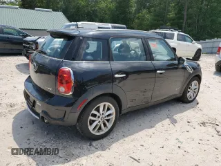 2011 MINI Countryman S with VIN WMWZC5C57BWL53495, listed as a Copart auction lot 61956365 with 117,812 mi miles and Clean title. Bid and sale history available at DreamBid. Image 3.
