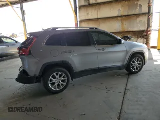 2017 Jeep Cherokee Latitude с VIN 1C4PJLCB0HW502753, выставлен на аукционе Copart как лот 64285875 с пробегом 111 659 миль миль и Списание • Salvage title. История ставок и продаж доступна на DreamBid. Изображение 3.