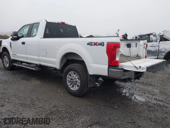 2018 Ford F-350 с VIN 1FT7X3BT4JEB83068, выставлен на аукционе IAAI как лот 41337896 с пробегом 200 841 миль миль и . История ставок и продаж доступна на DreamBid. Изображение 3.