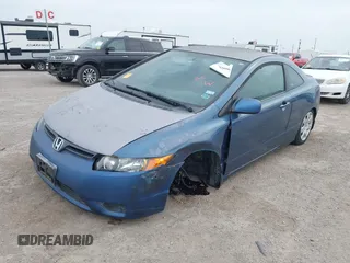 2007 Honda Civic Cpe LX with VIN 2HGFG12657H582102, listed as a IAAI auction lot 42030068 with 166,172 mi miles. Bid and sale history available at carsss.com. Image 2.