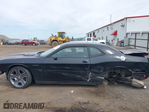 2013 Dodge Challenger R/T z VIN 2C3CDYBT8DH524607, wystawiony jako IAAI lot #42224993 z przebiegiem Nie podano mil oraz . Historia ofert i sprzedaży dostępna na DreamBid. Obrazek 15.