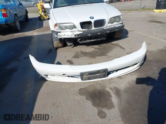 2003 BMW 3 Series 325Ci with VIN WBABS33433PG90017, listed as a IAAI auction lot 41360270 with Not provided miles and . Bid and sale history available at DreamBid. Image 12.