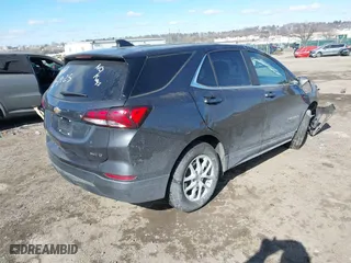 2022 Chevrolet Equinox LT with VIN 2GNAXUEV5N6140000, listed as a IAAI auction lot 41629013 with 57,626 mi miles. Bid and sale history available at carsss.com. Image 4.