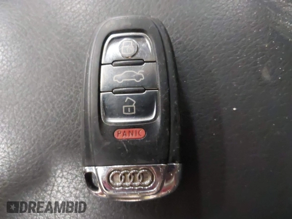 2010 Audi A4 Premium z VIN WAUSFAFL8AA037109, wystawiony jako IAAI lot #42221942 z przebiegiem 177 019 mil mil oraz . Historia ofert i sprzedaży dostępna na DreamBid. Obrazek 11.