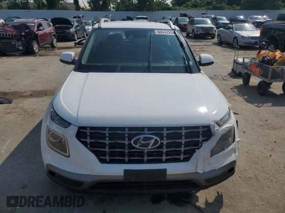 2020 Hyundai Venue SEL with VIN KMHRC8A39LU020858, listed as a Copart auction lot 60042955 with 124,469 mi miles and Salvage title. Bid and sale history available at DreamBid. Image 5.