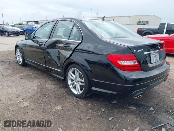 2013 Mercedes-Benz C 300 Sport with VIN WDDGF8AB3DA783106, listed as a IAAI auction lot 41911478 with 117,062 mi miles and . Bid and sale history available at carsss.com. Image 3.