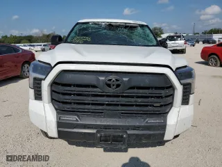 2022 Toyota Tundra 2WD SR5 with VIN 5TFLA5AB3NX011564, listed as a Copart auction lot 53831283 with 21,297 mi miles. Bid and sale history available at carsss.com. Image 5.
