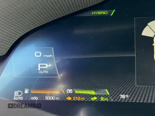 2021 Ferrari SF90 z VIN ZFF95NLA4M0265120, wystawiony jako Copart lot #58449645 z przebiegiem 5000 mil mil oraz Szkody całkowita. Historia ofert i sprzedaży dostępna na DreamBid. Obrazek 8.