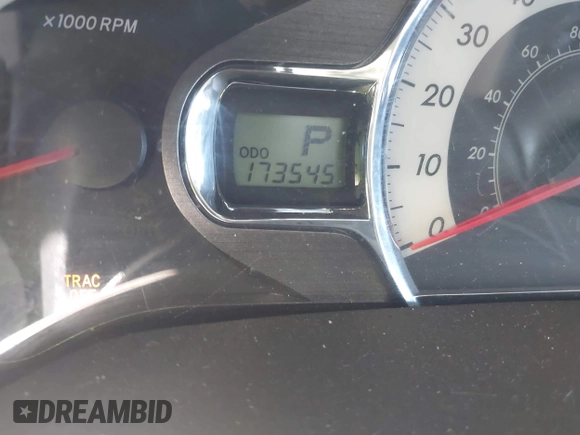 2014 Toyota Sienna SE with VIN 5TDXK3DC1ES417081, listed as a IAAI auction lot 41850444 with 173,545 mi miles. Bid and sale history available at carsss.com. Image 7.