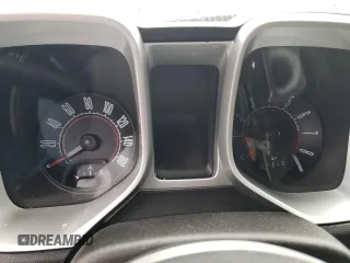 2010 Chevrolet Camaro LS z VIN 2G1FE1EV6A9218658, wystawiony jako Copart lot #43665065 z przebiegiem Nie podano mil oraz Szkoda całkowita • Salvage title. Historia ofert i sprzedaży dostępna na DreamBid. Obrazek 9.