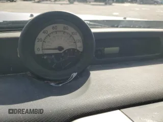 2006 Scion xB z VIN JTLKT324764103889, wystawiony jako Copart lot #46880495 z przebiegiem Nie podano mil oraz Szkody całkowita. Historia ofert i sprzedaży dostępna na DreamBid. Obrazek 9.