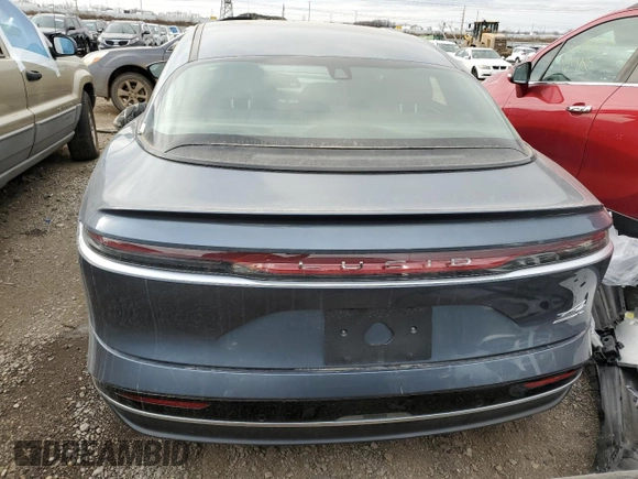 2024 Lucid Air Touring z VIN 50EA1TEA7RA003002, wystawiony jako Copart lot #44193115 z przebiegiem 517 mil mil oraz Szkody całkowita. Historia ofert i sprzedaży dostępna na DreamBid. Obrazek 6.
