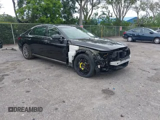 2022 Genesis G90 Ultimate z VIN KMTF54PH6NU096409, wystawiony jako IAAI lot #42411943 z przebiegiem 43 862 mil mil oraz . Historia ofert i sprzedaży dostępna na DreamBid. Obrazek 1.