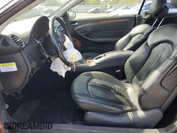 2008 Mercedes-Benz CLK 350 с VIN WDBTK56F78F240573, выставлен на аукционе Copart как лот 54257055 с пробегом 112 565 миль миль и Списание • Salvage title. История ставок и продаж доступна на DreamBid. Изображение 7.