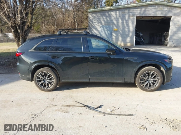 2025 Mazda CX-70 S Premium with VIN JM3KJDHC8S1109547, listed as a IAAI auction lot 41520148 with 11,684 mi miles and . Bid and sale history available at DreamBid. Image 13.