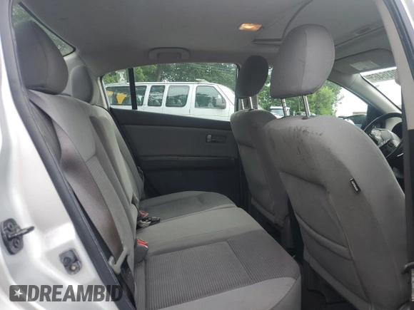 2012 Nissan Sentra SR z VIN 3N1AB6AP0CL704741, wystawiony jako Copart lot #63036465 z przebiegiem 105 534 mil mil oraz Szkoda całkowita • Salvage title. Historia ofert i sprzedaży dostępna na DreamBid. Obrazek 10.