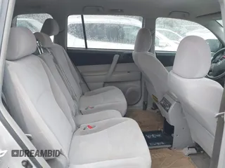2009 Toyota Highlander z VIN JTEES41A392137445, wystawiony jako IAAI lot #41528613 z przebiegiem 206 431 mil mil oraz . Historia ofert i sprzedaży dostępna na DreamBid. Obrazek 8.