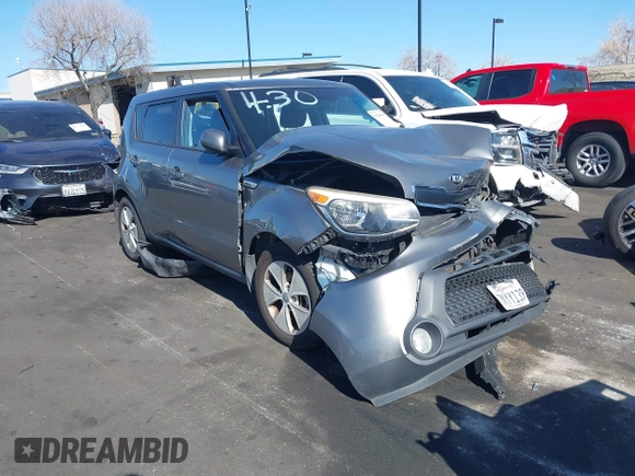 2015 Kia Soul with VIN KNDJN2A21F7217008, listed as a IAAI auction lot 41945889 with 136,656 mi miles and . Bid and sale history available at DreamBid. Image 1.