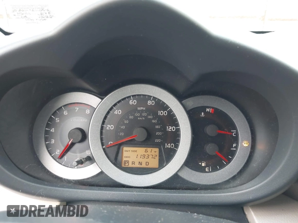 2008 Toyota RAV4 with VIN JTMBD33VX86077926, listed as a IAAI auction lot 42011981 with 119,372 mi miles. Bid and sale history available at carsss.com. Image 7.