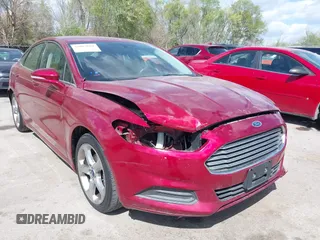 2015 Ford Fusion SE z VIN 3FA6P0HD2FR113640, wystawiony jako IAAI lot #42003601 z przebiegiem 93 483 mil mil oraz . Historia ofert i sprzedaży dostępna na DreamBid. Obrazek 6.