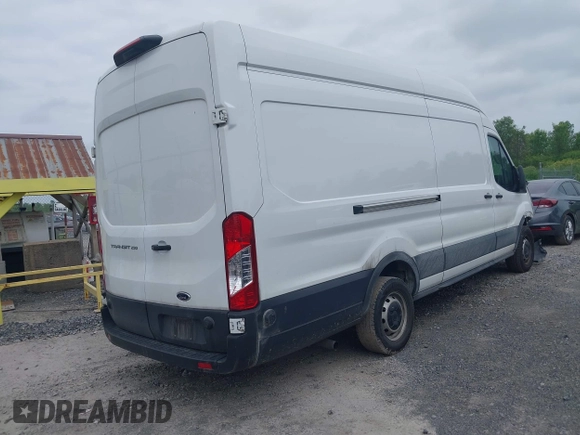 2024 Ford Transit Cargo z VIN 1FTBR3X89RKA14329, wystawiony jako IAAI lot #42483348 z przebiegiem 85 692 mil mil oraz . Historia ofert i sprzedaży dostępna na DreamBid. Obrazek 4.