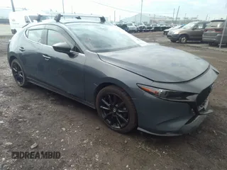 2021 Mazda 3 Premium Plus z VIN JM1BPBNY5M1403860, wystawiony jako IAAI lot #41984226 z przebiegiem 44 731 mil mil oraz . Historia ofert i sprzedaży dostępna na DreamBid. Obrazek 1.