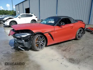 2020 BMW Z4 sDriveM40i with VIN WBAHF9C04LWW85362, listed as a Copart auction lot 69064224 with 0 mi miles and Salvage Title. Bid and sale history available at carsss.com. Image 1.