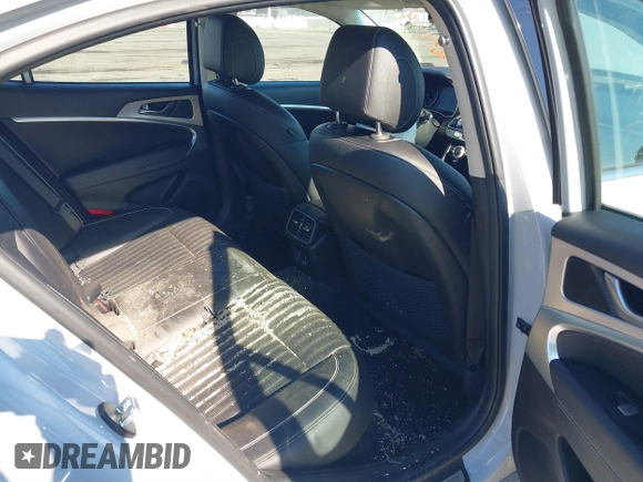2022 Genesis G70 2.0T with VIN KMTG34TA7NU098169, listed as a IAAI auction lot 41669449 with 39,180 mi miles and . Bid and sale history available at DreamBid. Image 8.