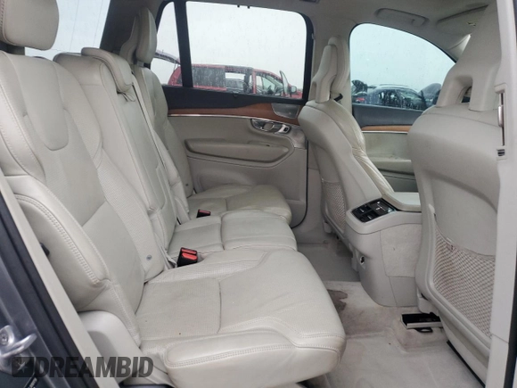 2016 Volvo XC90 T6 Inscription z VIN YV4A22PL2G1001758, wystawiony jako Copart lot #57653725 z przebiegiem 194 291 mil mil oraz Czysty tytuł • Clean title. Historia ofert i sprzedaży dostępna na DreamBid. Obrazek 11.