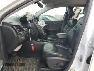 2020 Jeep Cherokee Latitude Plus with VIN 1C4PJLLBXLD561068, listed as a Copart auction lot 53815785 with 179,449 mi miles and Salvage title. Bid and sale history available at DreamBid. Image 7.