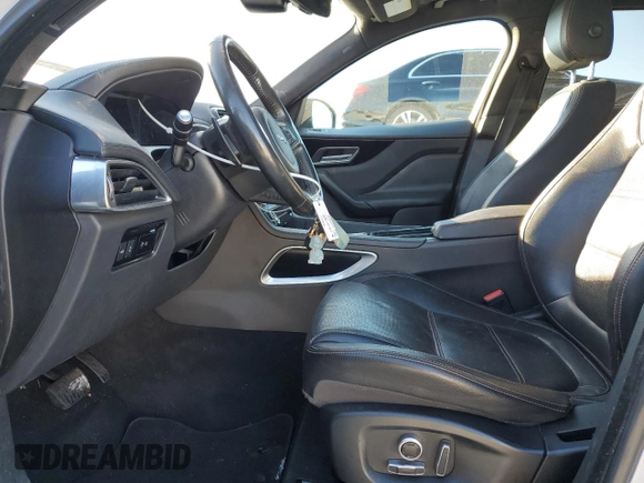 2020 Jaguar F-Pace 25t Prestige with VIN SADCK2FX7LA617986, listed as a Copart auction lot 87895495 with 106,909 mi miles and Non repairable. Bid and sale history available at DreamBid. Image 7.