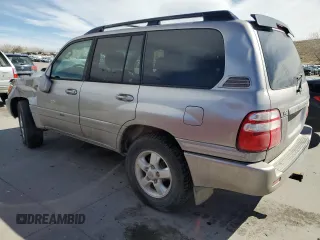 2005 Toyota Land Cruiser with VIN JTEHT05J652078754, listed as a Copart auction lot 48512235 with 189,539 mi miles and Salvage Title. Bid and sale history available at carsss.com. Image 2.