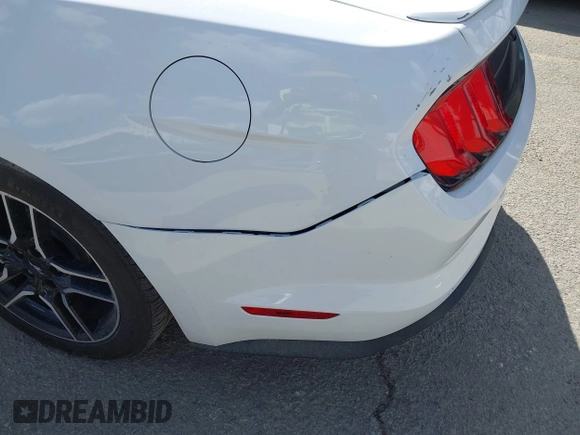2022 Ford Mustang EcoBoost with VIN 1FATP8UH2N5103699, listed as a IAAI auction lot 41976192 with 32,919 mi miles. Bid and sale history available at carsss.com. Image 21.