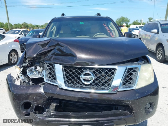 2011 Nissan Pathfinder SV with VIN 5N1AR1NN7BC610415, listed as a IAAI auction lot 41931099 with 183,765 mi miles. Bid and sale history available at carsss.com. Image 12.