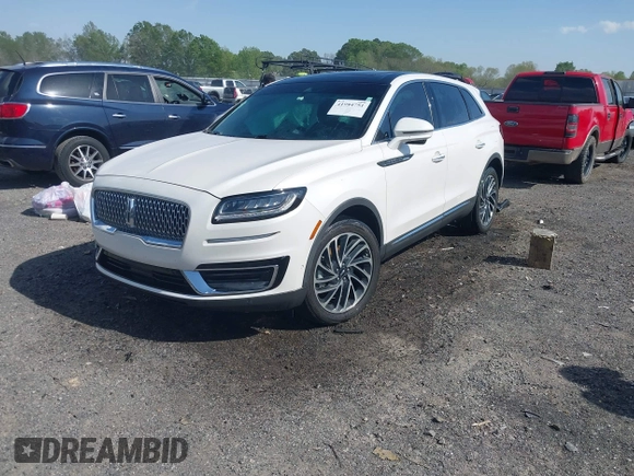 2019 Lincoln Nautilus Reserve z VIN 2LMPJ8L98KBL14453, wystawiony jako IAAI lot #41984751 z przebiegiem 56 064 mil mil oraz . Historia ofert i sprzedaży dostępna na DreamBid. Obrazek 19.